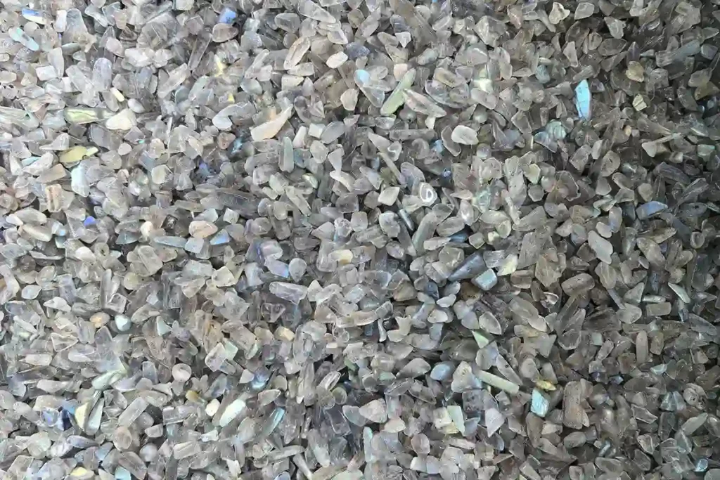 natural labradorite chip stone reflecting labradorite spiritual meaning and crystal healing properties
