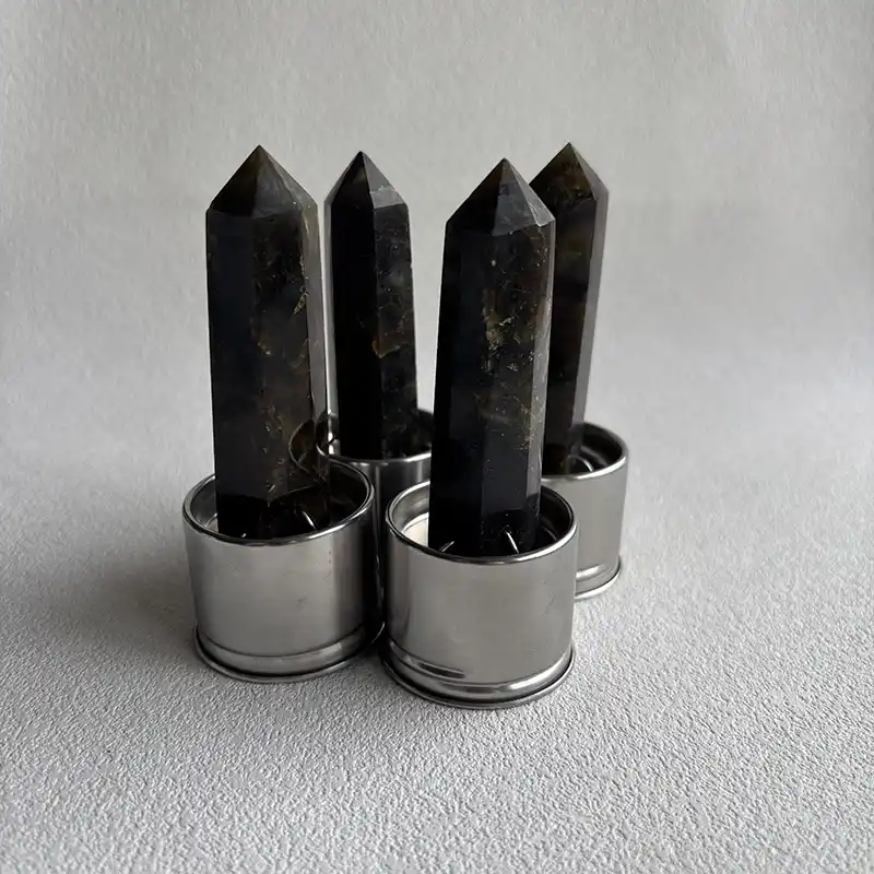 Bulk stock of polished towers for Labradorite Crystal Water Bottle Wholesale manufacturing.