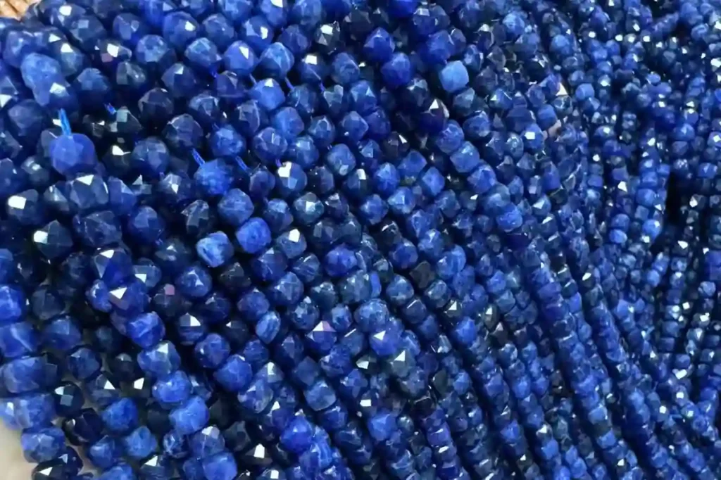 Sodalite vs Lapis Lazuli guide showing 4*4mm faceted blue sodalite bead strands